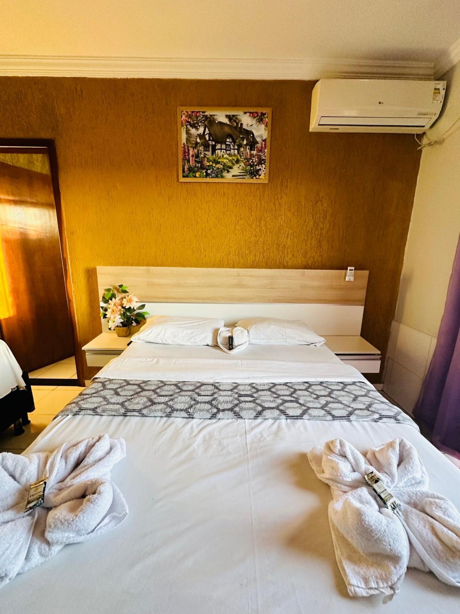 Hotel Brasilia Park Novo Gama Buitenkant foto
